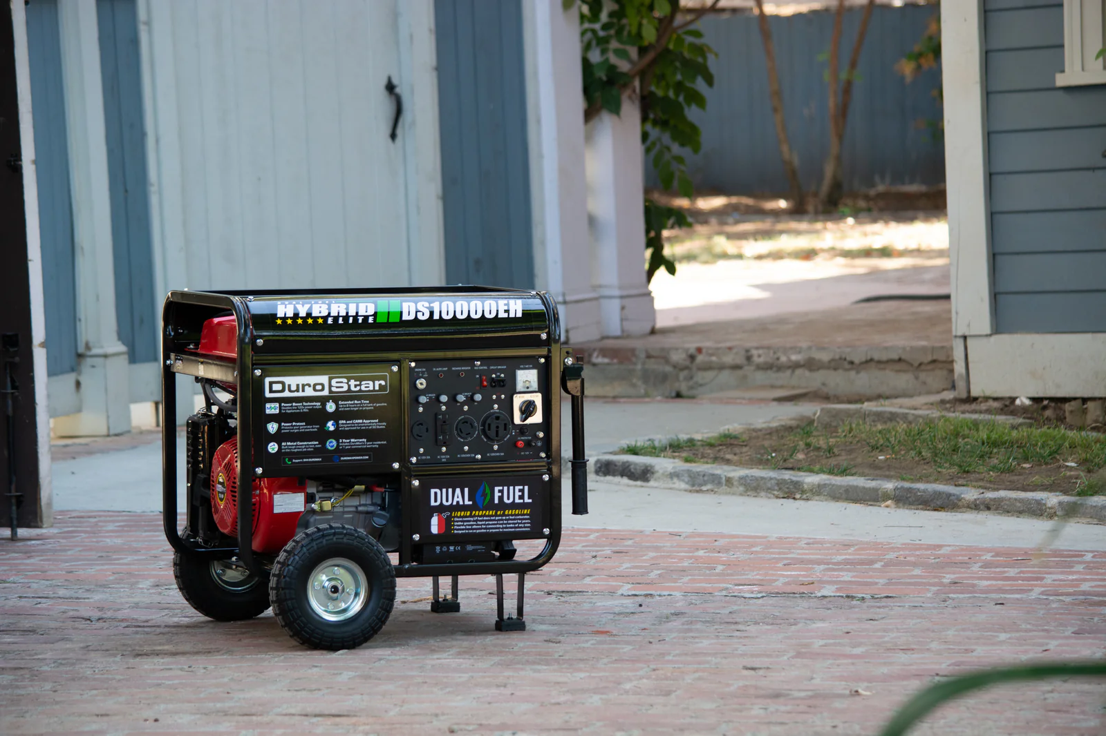 10,000 Watt Dual Fuel Portable Generator - Image 18
